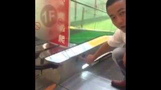 How to stop escalator urgently [upl. by Alwin]