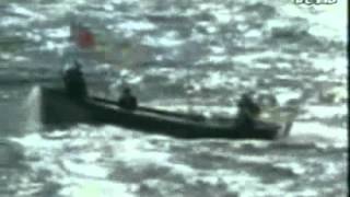 China´s massacre in Spratly islands real footage 031488 [upl. by Novikoff]