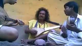 Basudeb Das Baul  Showing how to approach a Bhawaiya melody [upl. by Curcio242]