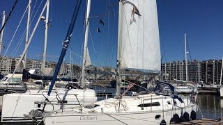 Furling mainsail with vertical batten Jeanneau SO342 [upl. by Aileduab]