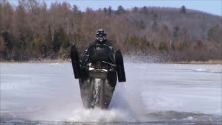 WheeliesTailwalks Rev 440 on water [upl. by Ahselaf]