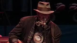 Neil Young  Powderfinger  10181998  Shoreline Amphitheatre [upl. by Potts755]