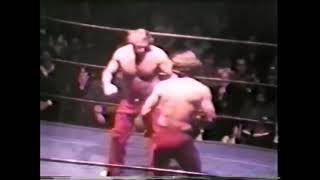 Jack and Jerry Brisco vs Ron Slinker and Rip Oliver 1978 [upl. by Nosduh]