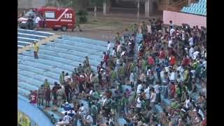 FORÇA JOVEM BRIGA COM TORCIDA DO ATLÉTICO PARANAENSE [upl. by Squier]