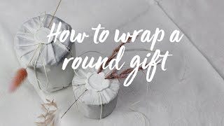 Panduro DIY – How to wrap a round gift [upl. by Atika]