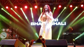 Leja Leja Re Performance  Dhvani Bhanushali Live in Mumbai  powerful energetic live concert [upl. by Yanffit35]