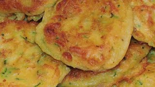 Beignets moelleux de courgettes lardons parmesan et mozzarella [upl. by Lytsirhc]