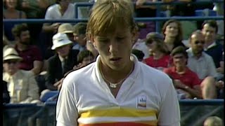 USTA Pro Player Highlights Martina Navratilova vs Chris Evert 1981 US Open Highlights [upl. by Wolsky310]