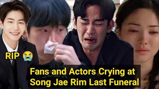 Jung Hae In Kim Soo Hyun Song Hye Kyo Crying at Song Jae Rim Last Funeral [upl. by Releehw]