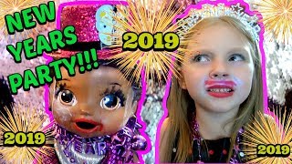 BABY ALIVE has a NEW YEARS PARTY The Lilly and Mommy Show The TOYTASTIC Sisters FUNNY SKIT [upl. by Ahsytal]