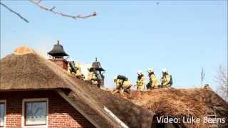 Brandweer behoud woning na grote brand Veldhuizerweg Lunteren  02 04 2013 [upl. by Mccreery660]