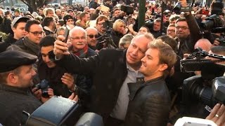 Weltmeister Rosberg in Wiesbaden begeistert empfangen [upl. by Eicrad]