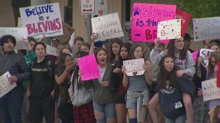 Parents and students protest Poudre Schools closing ahead of emergency board meeting [upl. by Htebazile]