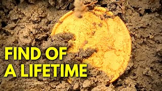 Find of A Lifetime  Metal Detecting a GOLD COIN [upl. by Silloc]