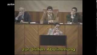 Lachanfall im andalusischen Parlament 1994 [upl. by Ardath506]