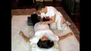 Trattamento Shiatsu in gravidanza [upl. by Orian]