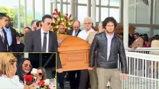 Funeral Monica Spear entierro en Caracas Ultimo Adios a monica spear MUY TRISTE [upl. by Yeslek]