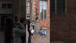 Bremer Stadtmusikanten germany bremen familieaontour deutschland familyvlog travel shorts [upl. by Aiekram]