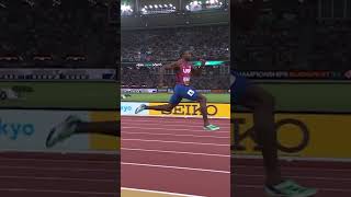 No one makes a 200m look this easy athletics trackandfield running sprint olympics [upl. by Gen]