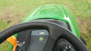 John Deere X305R vs lang gras [upl. by Violetta]