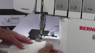 Bernina L450 8 Starting to Serge [upl. by Uzzia]