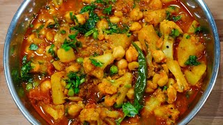 QUICK amp EASY CAULIFLOWER CHICKPEA CURRY VEGAN  Aloo Gobi Chana Masala [upl. by Paolina]