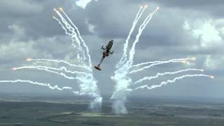 Apache Solo Display Team op Luchtmachtdagen 2011 [upl. by Salter]