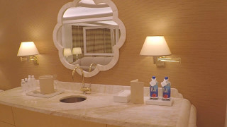 Wynn Palace 永利皇宮 Cotai Macau Fountain Parlour Suite Room Tour [upl. by Macfadyn]