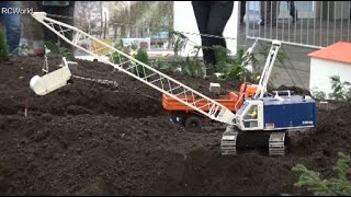 RC Dragline Excavator Construction Site Seilbagger Baustelle ♦ Erlebniswelt Modellbau Erfurt 2016 [upl. by Elaweda737]