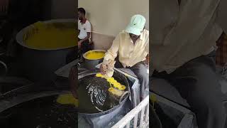 Jethalal special Desi ghee wali jalebi 😲 food foodie streetfood indianfood indianstreetfood [upl. by Adelaja]