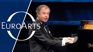 András Schiff plays Schubert  from the András Schiff Collectors Edition [upl. by Capp609]