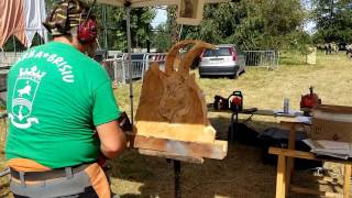 SCOLPIRE LO STAMBECCO CON LA MOTOSEGA CHAINSAW CARVING  BARBA BRISIU A BEGUDACN 7  8  2016 [upl. by Jews]