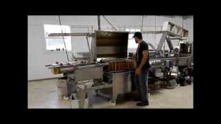 Extracting Honey at Lees Bees of Texas With Cowen 60 Frame Exranion Line [upl. by Haldan551]