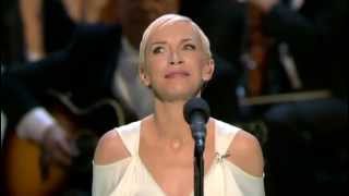 Oscar 2004  Into the West by Annie Lennox [upl. by Adnuahsor]