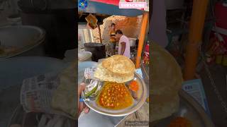 20 Sal Se Khila Rahe Hain Chhole Bhature shorts viralvideo streetfood starmusicians [upl. by Seleta200]