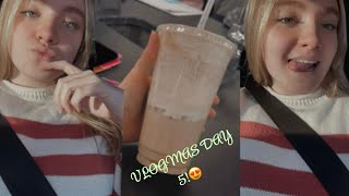 VLOGMAS DAY 5😍l coffee amp work😍l [upl. by Silvestro]