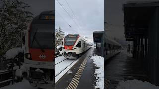 RABe 521 208 SBB CFF FFS in Riehen im Schnee sbb christmastime trainspotting shorts yt [upl. by Ettolrahc633]