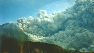 Merapi Volcano Eruption Update Long Pyroclastic Flows New Eruption [upl. by Charbonneau]