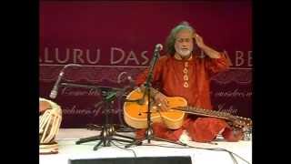 Pandit Vishwa Mohan Bhatt Bengaluru Dasara Habba 2015 [upl. by Einneb]