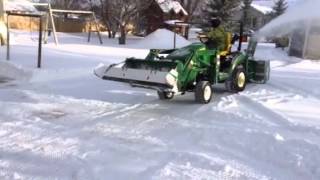 John Deere 1026 r snowblowing [upl. by Aras]