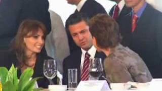 Sorpresivo encuentro entre Marta Sahagún y Peña Nieto [upl. by Bick]