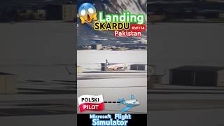 🛬🔥Dangerous airport landing Boeing 737 Skilled Pilot top likeaboss msfs shorts [upl. by Janaya805]