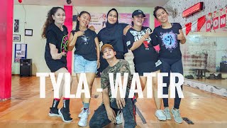 Tyla  Water  ZUMBA  FITNESS  DANCE [upl. by Kavanaugh]