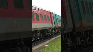 22305  JSME WKLY SF EXPRESS indianrailways lhb rfrdxshorts [upl. by Florette]