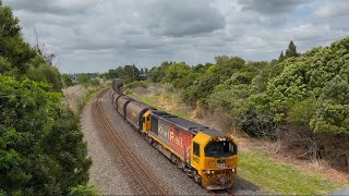 DL 9452 with Train GC2 passing Taupiri North Island Main Trunk [upl. by Meggs218]