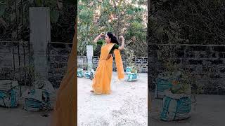 kamariya lachke re Babu Jara bachkeshortvideo [upl. by Aneela]