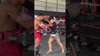 Muay Thai Clinching Technique [upl. by Roach]