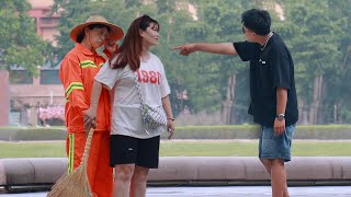 Sanitation Worker Is Insulted for Interfering with Man Taking Photos  Social Experiment 当环卫工被小伙当众辱骂 [upl. by Hayes444]