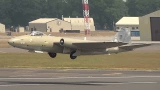 Canberra PR9 XH134 at RIAT 2013 [upl. by Keavy]