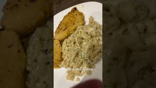 Hähnchenschnitzel mit Käsespätzle kochideen music song food [upl. by Maram]